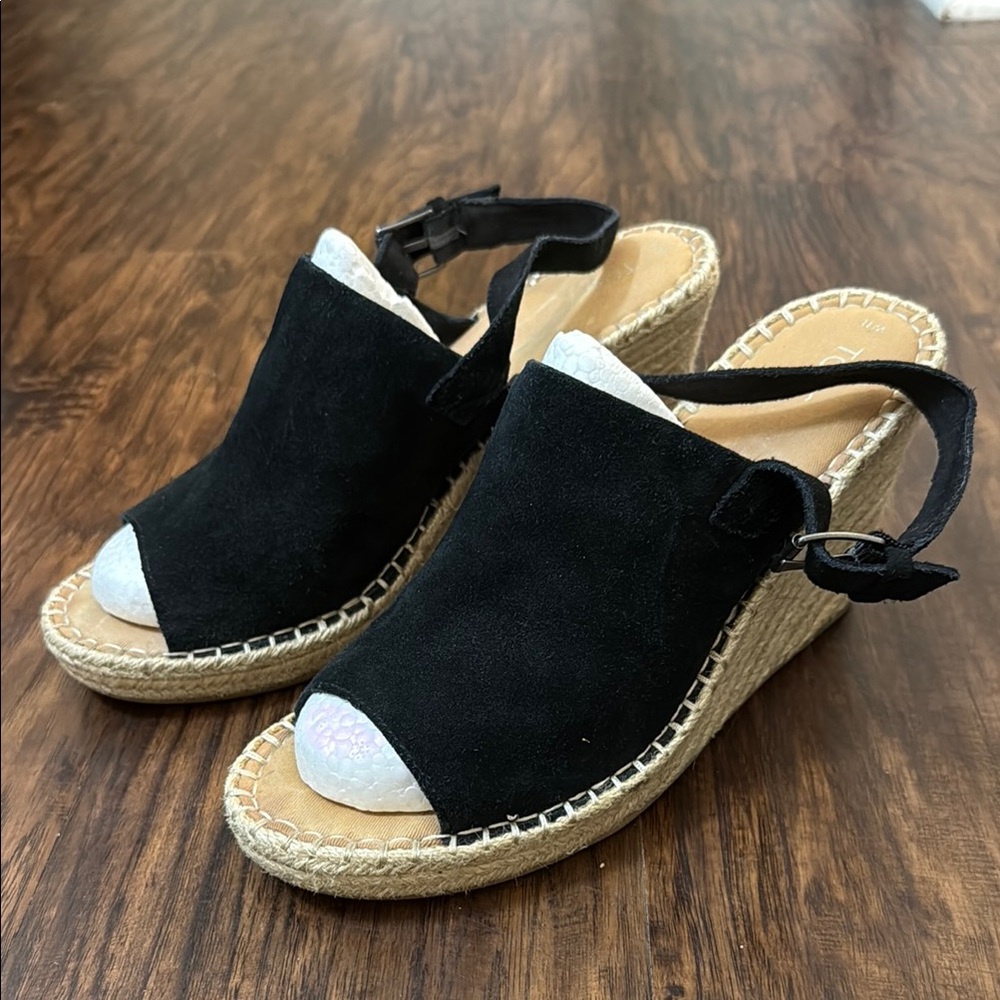 TOMS Monica Black Suede Wedge Sandals Women’s Size 11